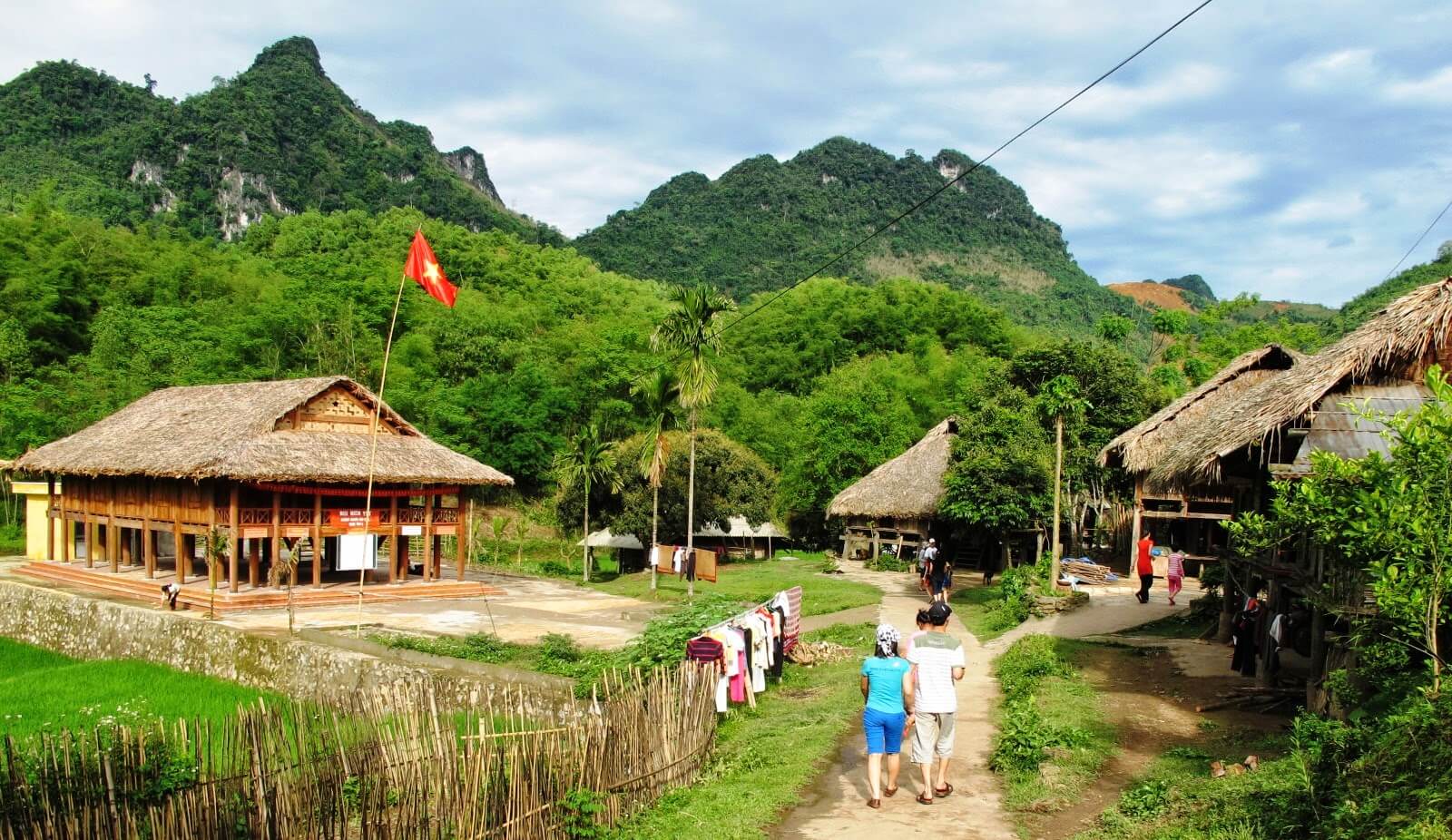 Hướng dẫn du lịch Mai Châu
