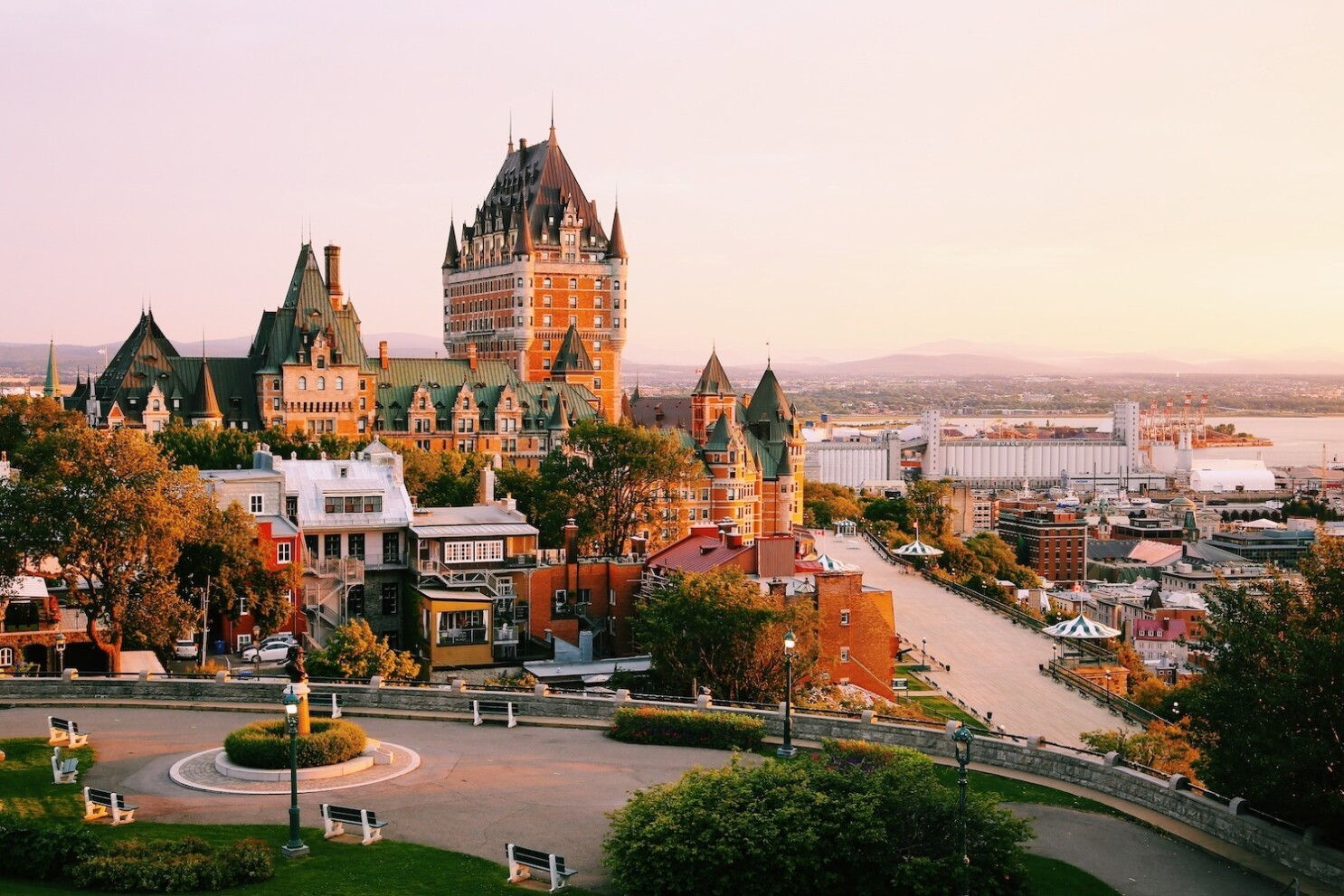 Du lịch Canada tự túc - Tổng hợp kinh nghiệm chi tiết và cập nhật mới nhất Du lịch Canada tự túc - Tổng hợp kinh nghiệm chi tiết và cập nhật mới nhất