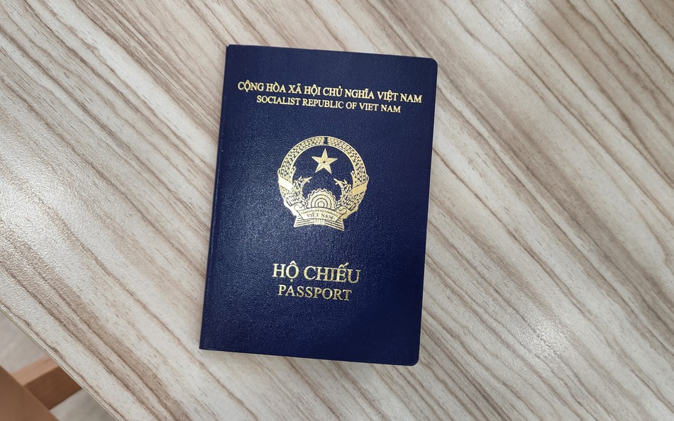 Những địa danh nổi tiếng xuất hiện trong mẫu hộ chiếu mới