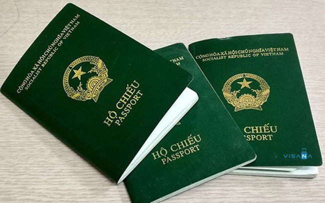 Nợ thuế có được phép xuất cảnh không Nợ thuế có được phép xuất cảnh không