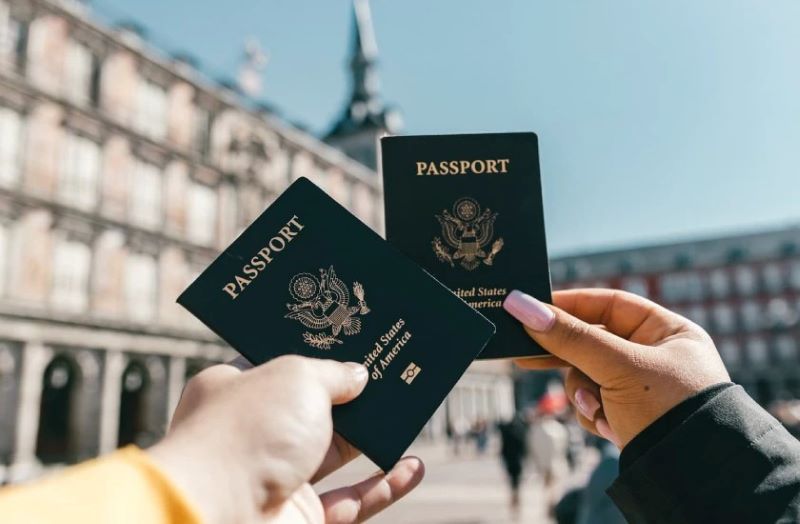 Hộ chiếu người nước ngoài tại Việt Nam