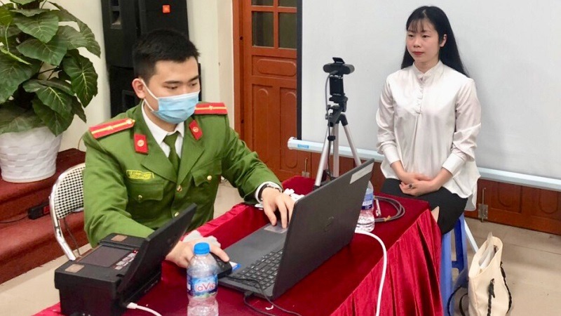 Làm CCCD tại nơi tạm trú